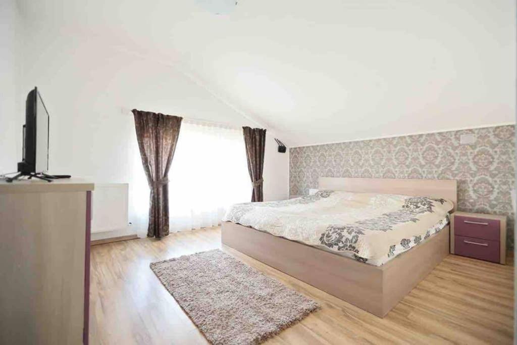 Dana Guest House Oradea Exterior foto